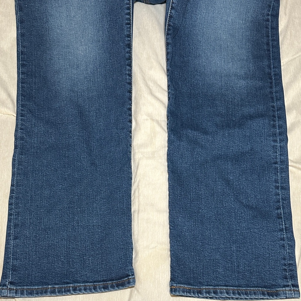 Levi's Dark Blue Straight-Leg Jeans - Picture 7 of 9